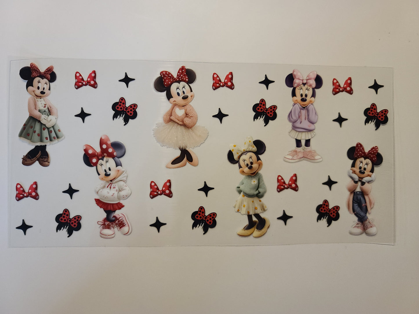 Minnie Mouse Poses ~ Disney