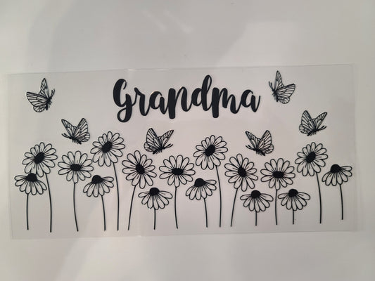 Grandma Black Outlined Flowers