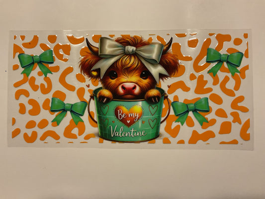 Valentines Highland Cow Green Bucket ‘Be My Valentine’